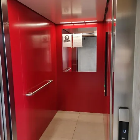 Séjour chez l'habitant Arena No 76 *