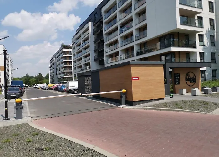 Arena No 76 Homestay *